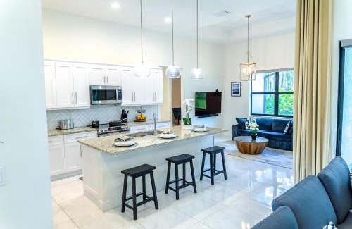 Joel House | Clusias Villa