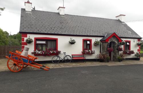Lecemy House | Clyhore Cookie Cottage