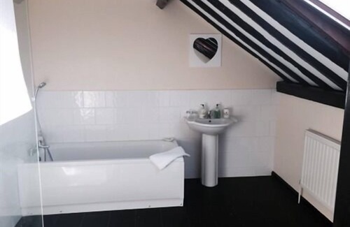 Royston Hotel | Coach House Hotel