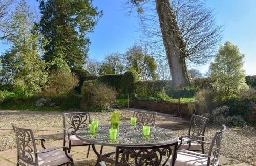 Cornwall House | Coachmans Close