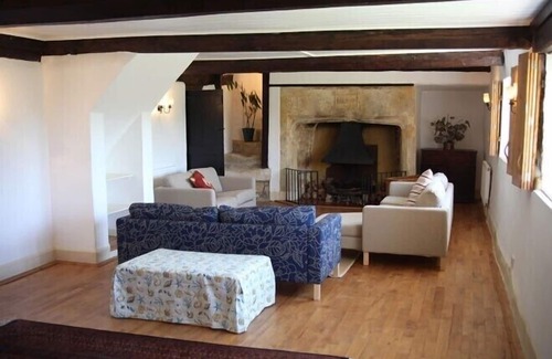 Bridport Other | Coastal 6 bedroomed property set in own farmland yet not far from ammenties.
