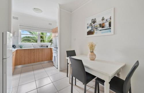 Bondi Apartment | Coastal Bliss 2BR Apt in Bondi with Parking