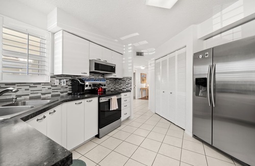 Isla del Sol Condo | Coastal Bliss and Endless Sunshine