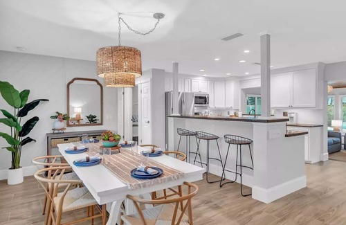 Vero Beach South House | Coastal Boho Escape w/Fenced-In Heated Poolnn