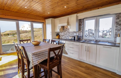 Bunbeg Cottage | Coastal Cabin