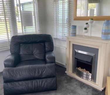 Winestead Apartment | Coastal Caravan Holidays - Nightingale 8