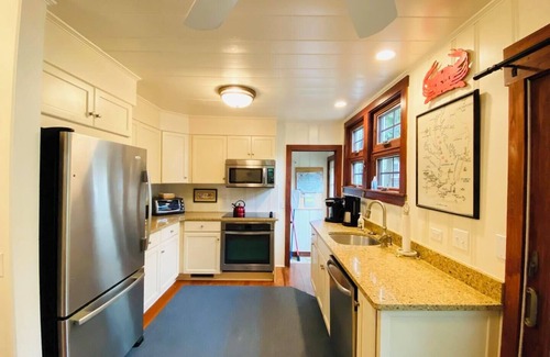 Henlopen Acres Cottage | Coastal Charm Awaits: 3-Bed Main House & Cozy Guest House Steps from the Beach!