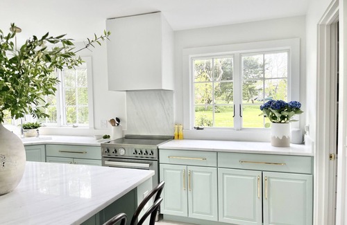 Little Compton House | Coastal enclave getaway: Stylish Little Compton 6 bedroom with spa