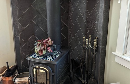Tiverton House | Coastal Garden Retreat