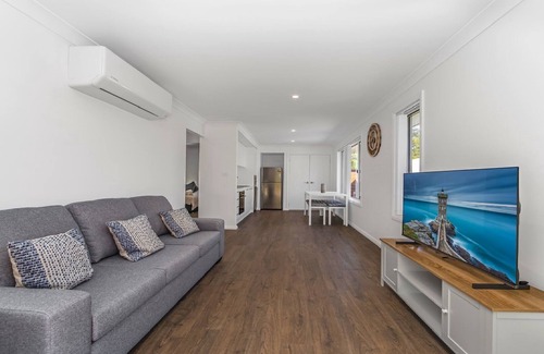 Killcare Heights House | 'Coastal Harmony Cottage' by Accom Holidays