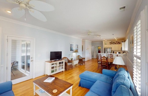 Litchfield by the Sea Villa | Coastal Haven 2BR 2BA Lakeside Escape Resort Perks