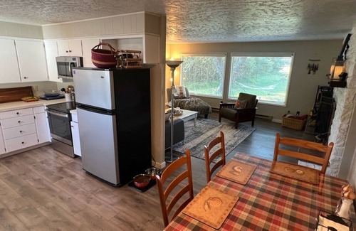 Long Beach House | Coastal Home on Edge of Town with Fire-pit & Private Beach Path. Dog Friendly!