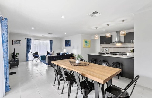 Curlewis House | Coastal House Curlewis Getaway