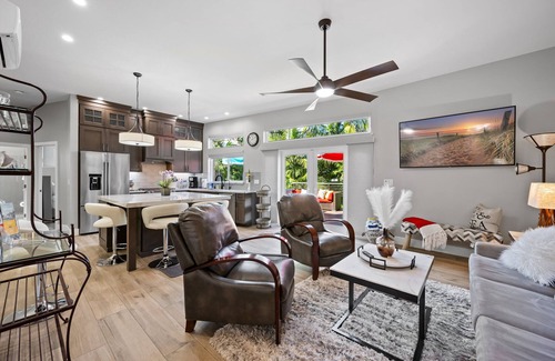 South Oceanside House | Coastal Modern Home w/Outdoor Lounge, FireTable, BBQ + Close to restaurants
