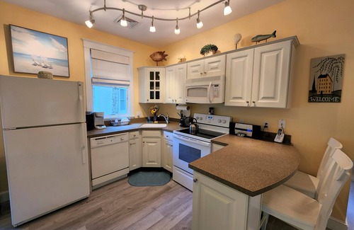 Seaglass Village Cottage | "Coastal Retreat" at Seaglass Village Cottages