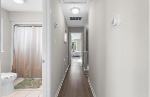 Fairfield Apartment | Coastal Retreat Charming 3-Bedroom Fairfield Townhouse near Beaches I Town Center