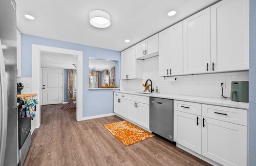 West Bradenton House | Coastal Retreat Near IMG and Beaches