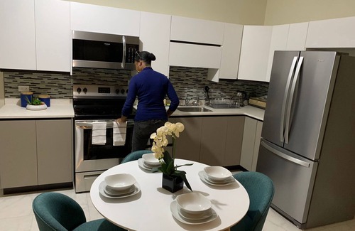 Beverly Hills Apartment | Coastal Vibe High-Rise Luxury 2BR - 24HR Security