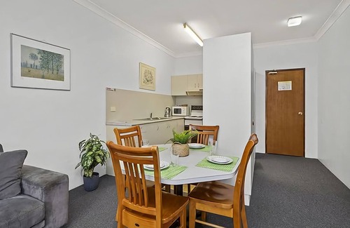 Sawtell Apartment | Coasters 9 is a self-contained apartment situated in the beach-side village of Sawtell.