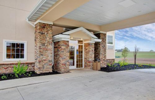 Waynesboro Hotel | Cobblestone Hotel & Suites - Waynesboro