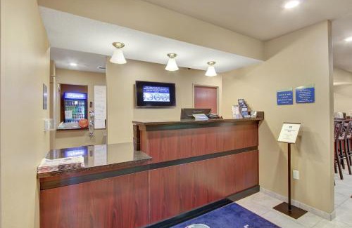 Waynesboro Hotel | Cobblestone Hotel & Suites - Waynesboro