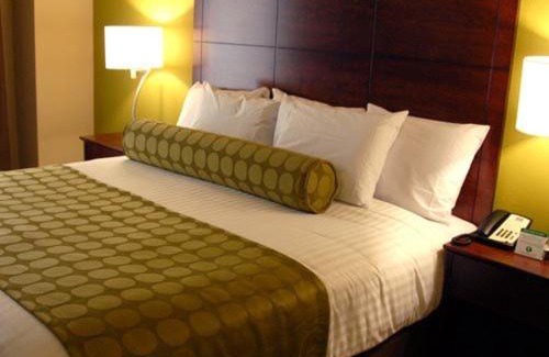 Marquette Hotel | Cobblestone Inn & Suites - Marquette