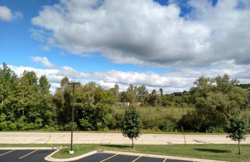 Clintonville Hotel | Cobblestone Inn & Suites - Clintonville