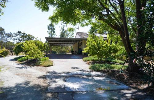 Banjup House | Cockburn Retreat Home 柏斯悠閒民宿