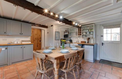 Castle Acre House | Cockleshells
