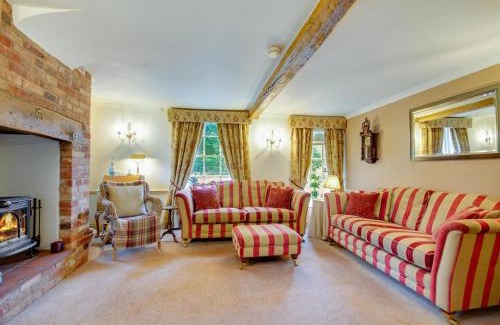 Castle Acre House | Cockleshells