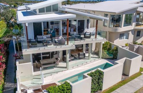 North Creek Apartment | Coco de Mer Beach Villa 1