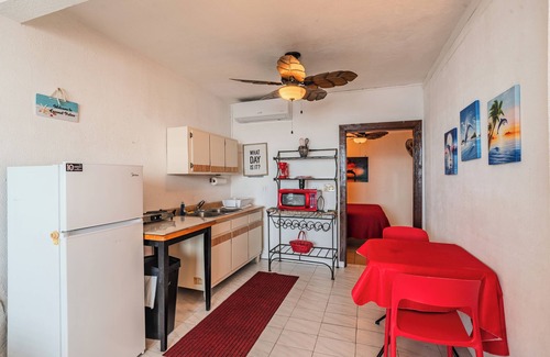 Stella Hotel | Coconut Palms Inn On The Beach