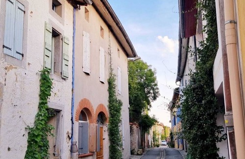 Saint-Michel-de-Lanes House | Cocoon of love (romantic suite)