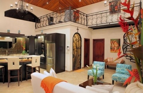 Garabito Villa | CoffeePlantation Villa, The Only One W Majestic Mountain AND Ocean Views & Tours