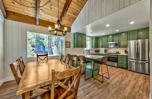 Montgomery Estates House | Cold Creek Retreat - Sauna, Foosball, Corn Hole, Pet Friendly, Hiking Trails