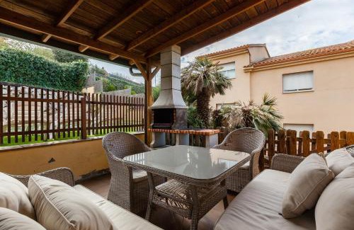Collbato House | Collbato Resort