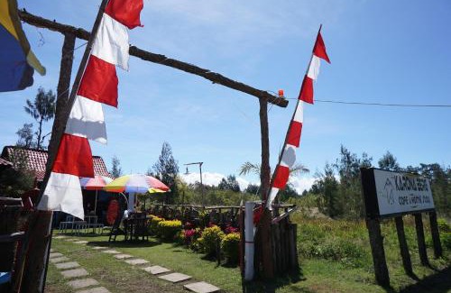 Kajarharjo Hotel | Collection O 93000 Karona Berg Homestay & Cafe