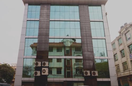Patel Nagar Hotel | Collection O Ramhan