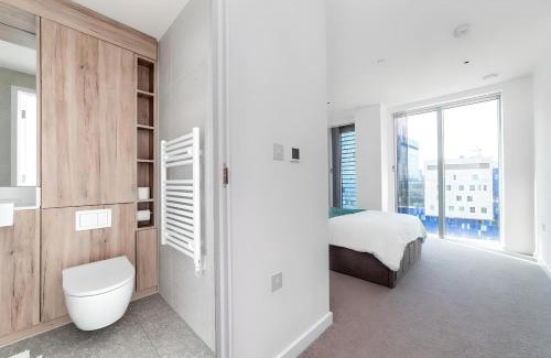 Whitechapel Apartment | Collection Tapestry Way