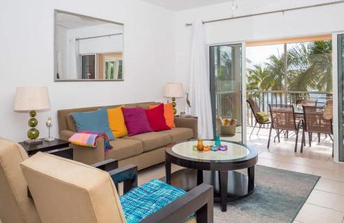 Rum Point House | Colonial Kai Condo