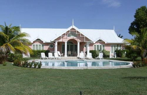 Lowlands Villa | Colonial style Villa in Tobago Plantations Golf, Beach & SPA Resort