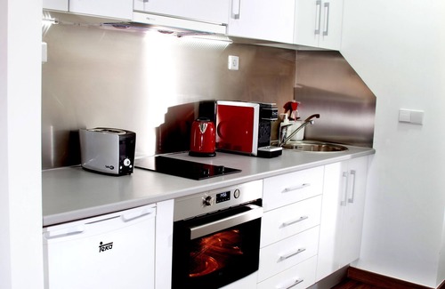 Ensanche Diputacion Apartment | Color Suites Alicante