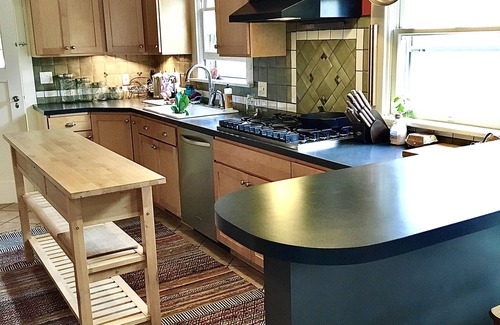 Roseway House | Colorful Roseway Bungalow - a classic old Portland charmer!