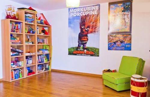 Faro Apartment | Coloured Studio