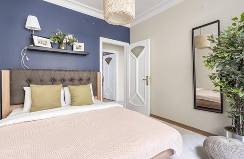 Fenerbahce Apartment | Colourful House in Kadıköy