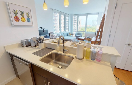 Manhattan Valley Apartment | Columbus Square 1 BR w/Office by Anyplace - 11621