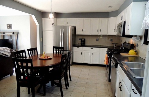 Rutherfordton House | Come Stay at Mountain Mc's Cabin.
