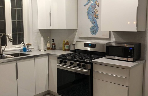 Lexington House | Come to the greatest resort in town!