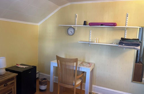 Hopelawn Condo | Comford area bedroom with full bathroom living room dining room near station