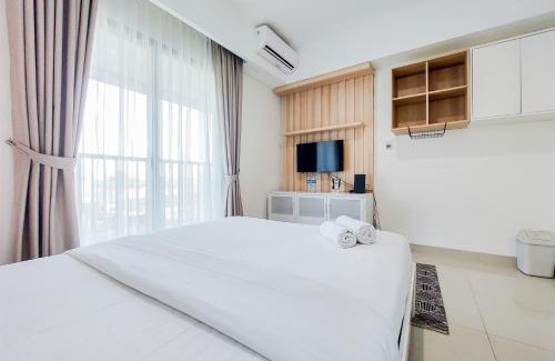 Pondok Aren Apartment | Comfort 1BR without Living Room Bintaro Embarcadero Apartment By Travelio